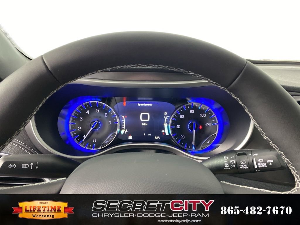 New 2026 Chrysler Pacifica Select image 19