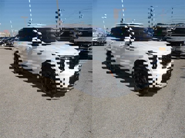 New 2025 Kia Sorento LX image 3