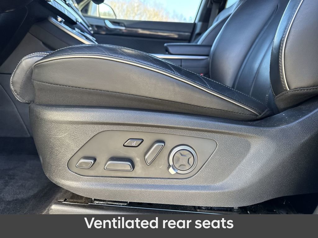 Used 2024 Hyundai Palisade Calligraphy image 13