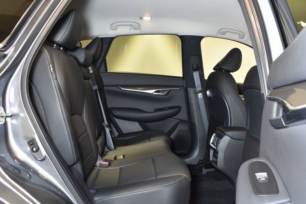 Certified 2025 INFINITI QX50 Pure image 29