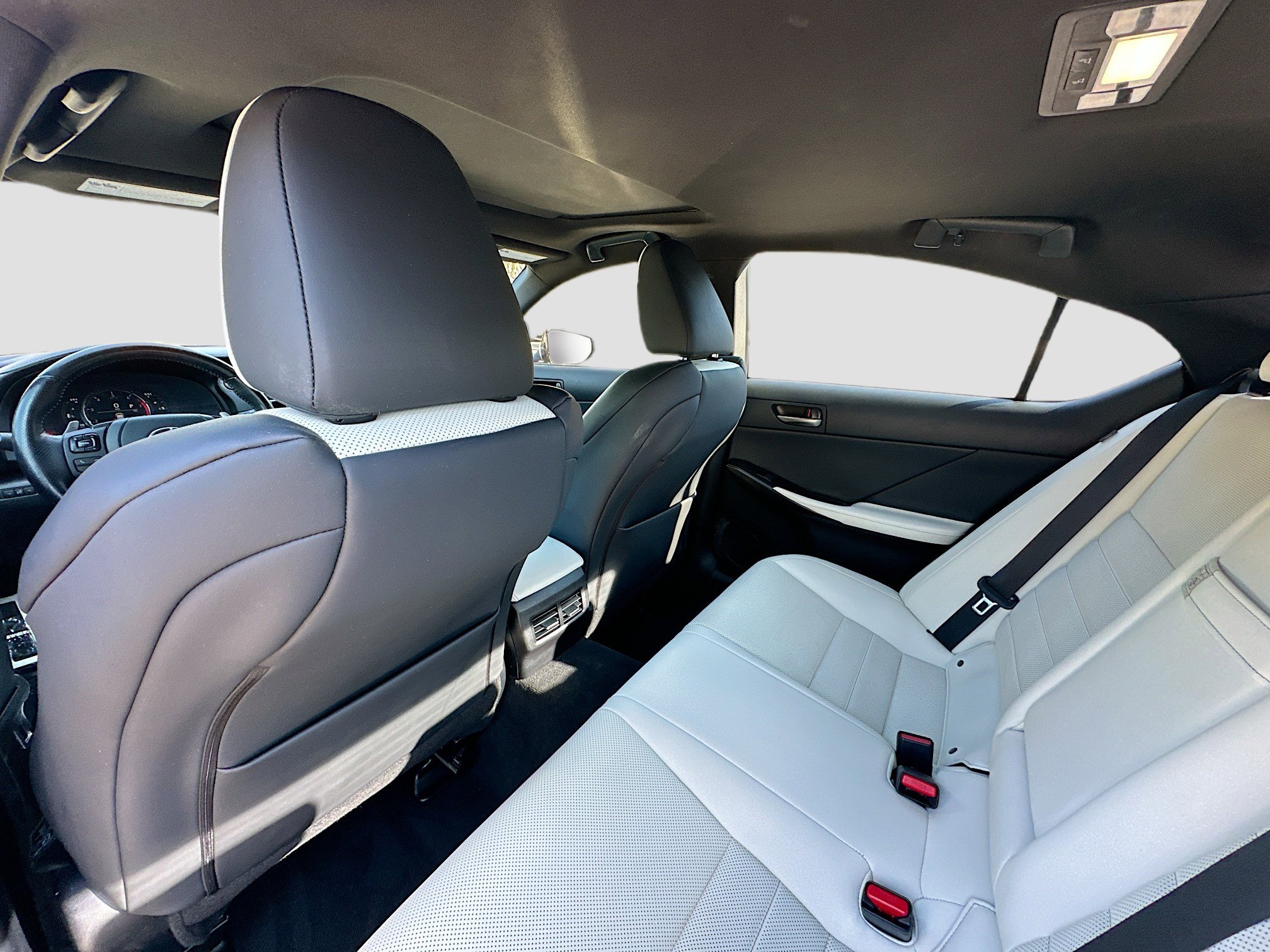 Used 2022 Lexus IS 350 F Sport image 26