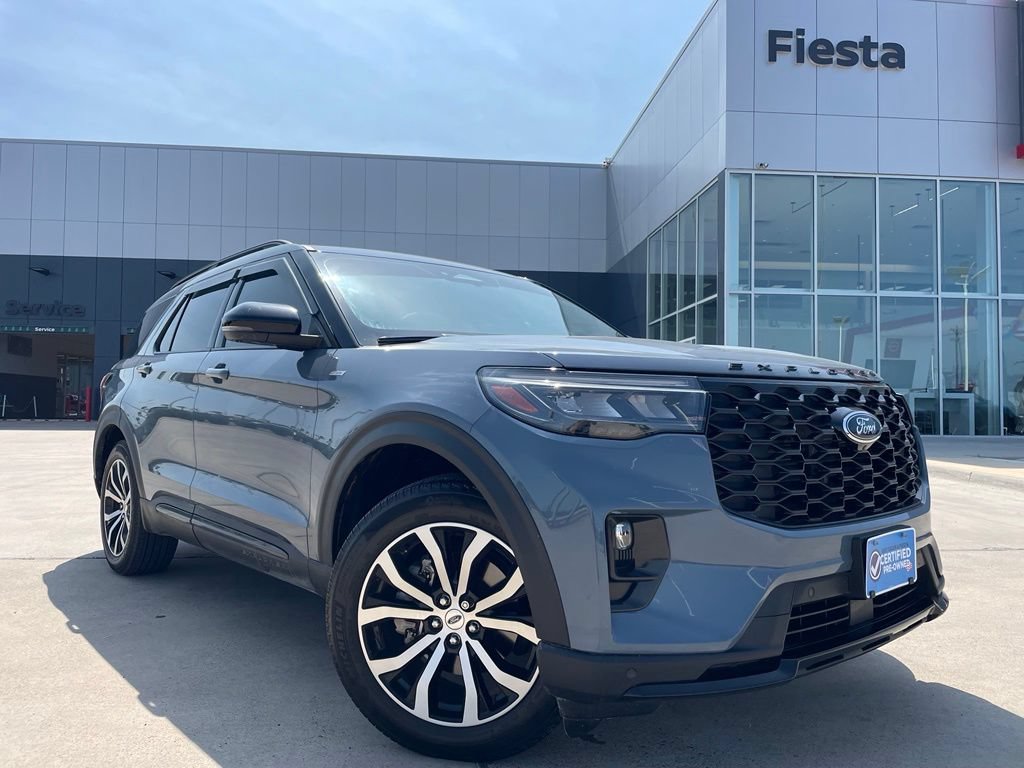 Used 2025 Ford Explorer ST-Line RWD image 1