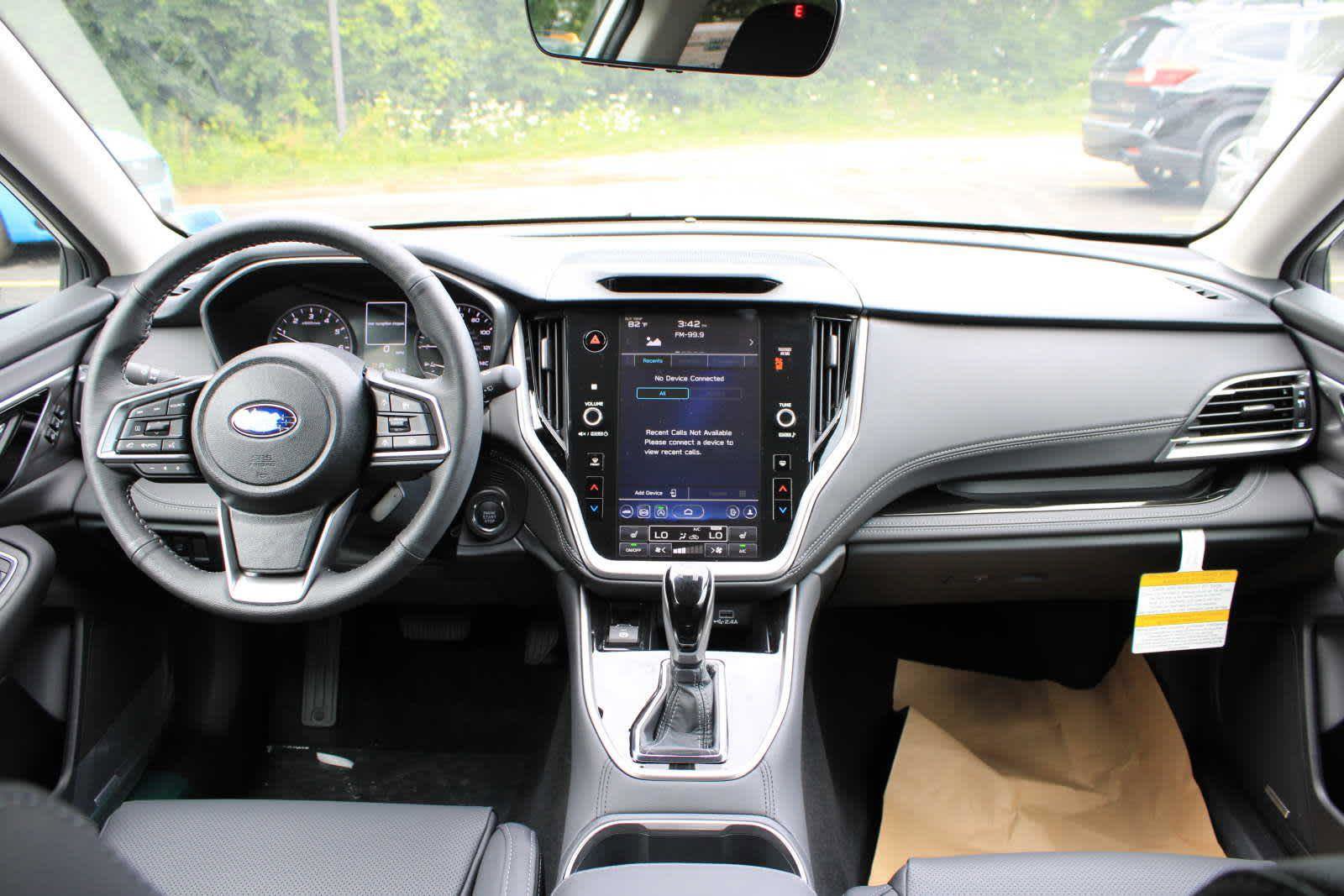 Used 2025 Subaru Outback Limited image 21