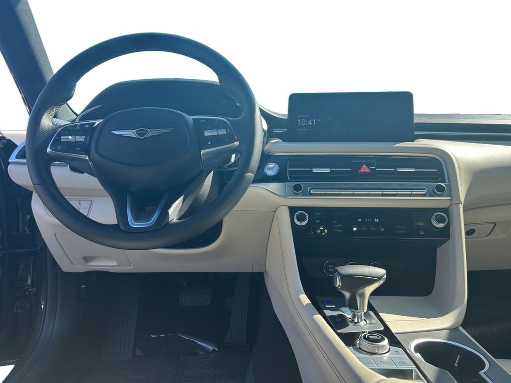 Used 2026 Genesis G70 2.5T image 10