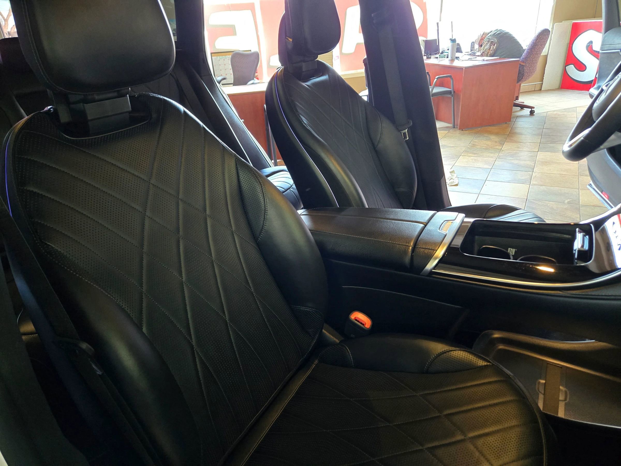 Used 2023 Mercedes-Benz EQE 500 4MATIC SUV image 70