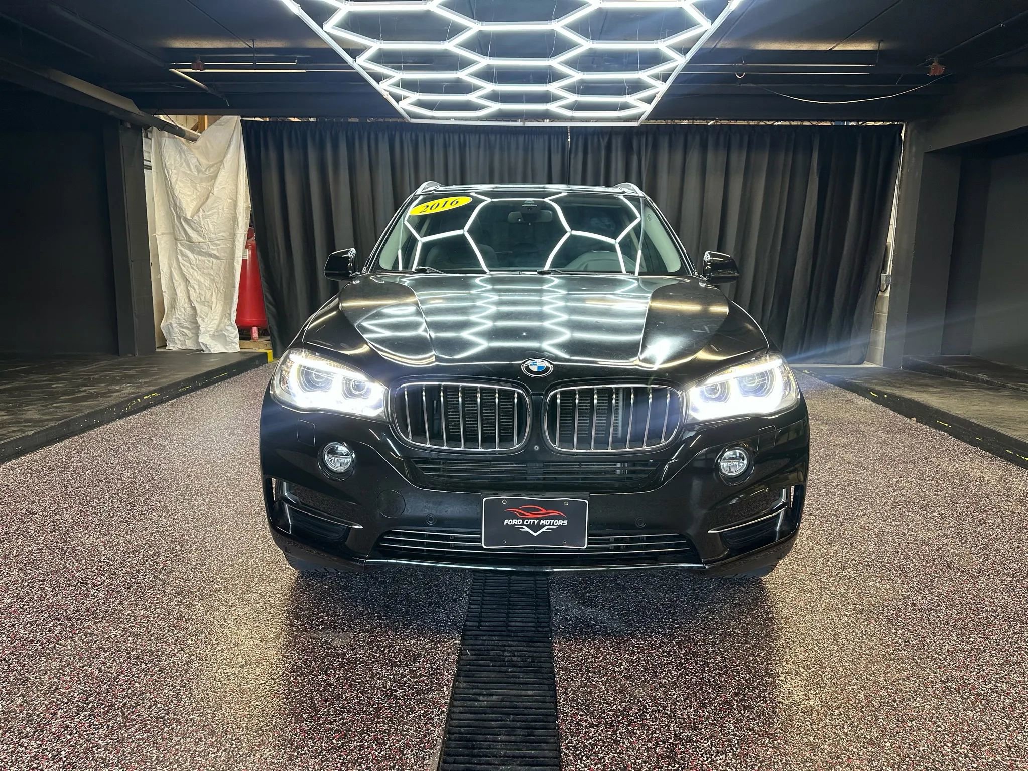 Used 2016 BMW X5 xDrive35i AWD/4WD image 2