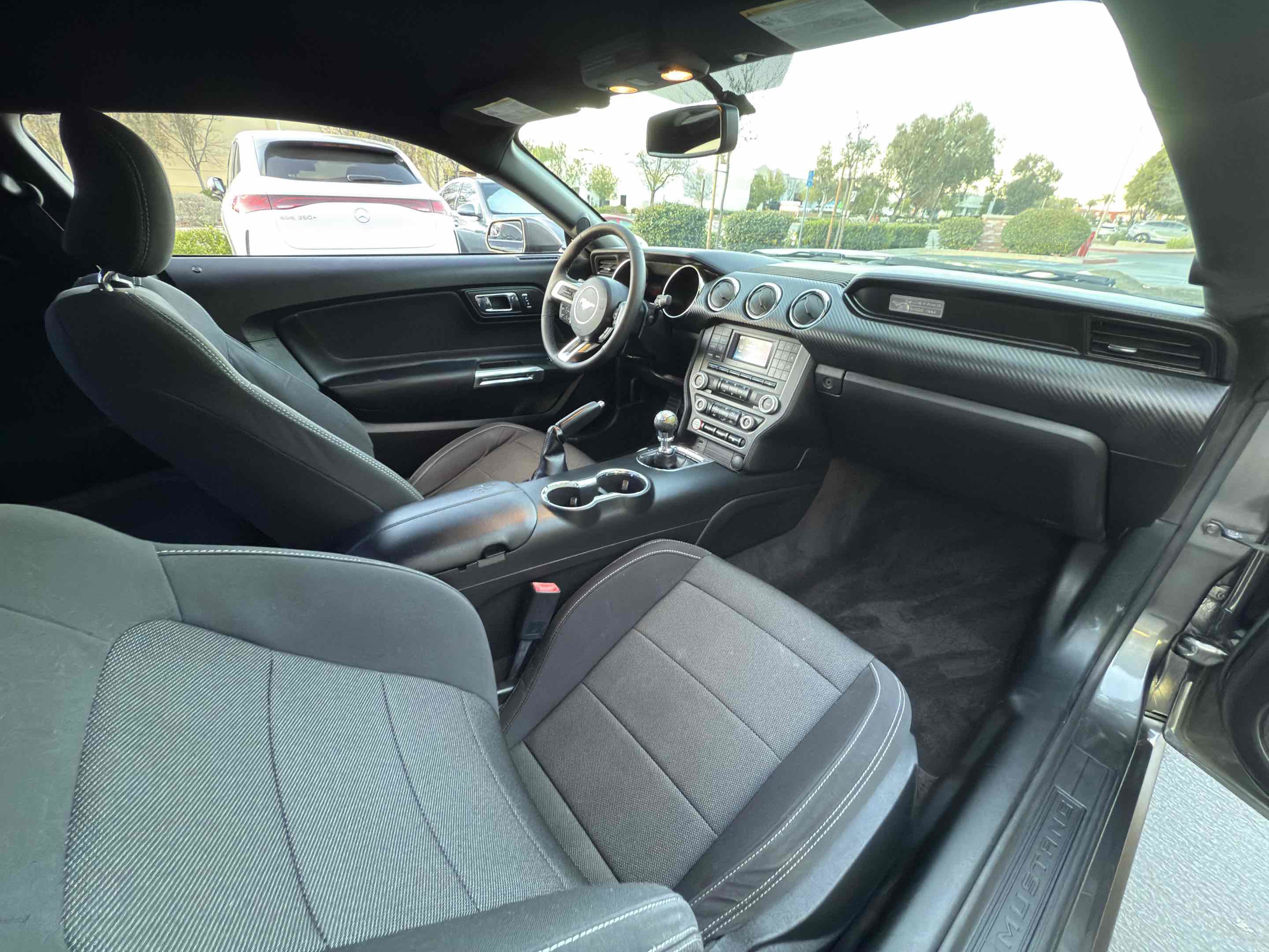 Used 2017 Ford Mustang Coupe RWD image 46