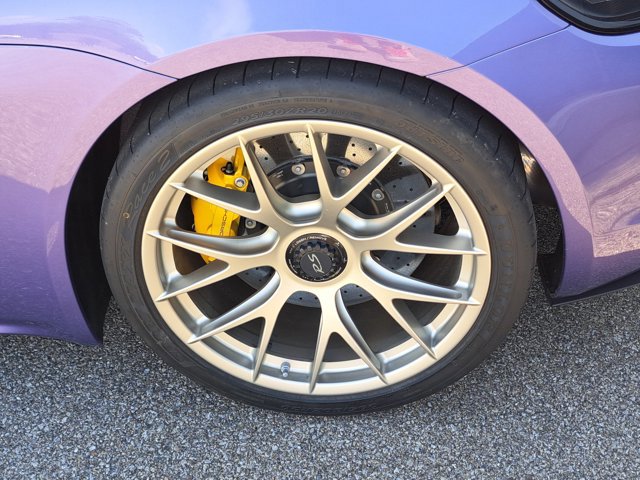 Certified 2025 Porsche 718 Cayman GT4 RS image 13