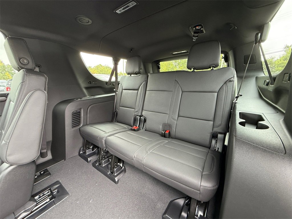 New 2026 Chevrolet Suburban LT w/ Comfort Package image 23