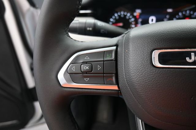 Used 2026 Jeep Compass Limited AWD/4WD image 28