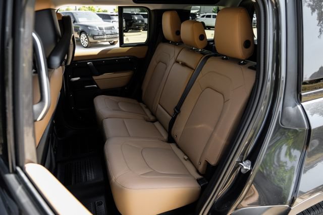 Used 2026 Land Rover Defender 110 S AWD/4WD image 50