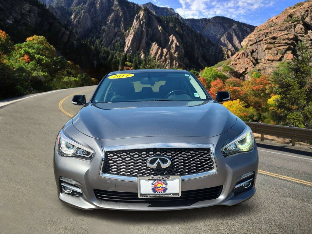 Used 2014 INFINITI Q50 Premium w/ Navigation Package RWD image 6