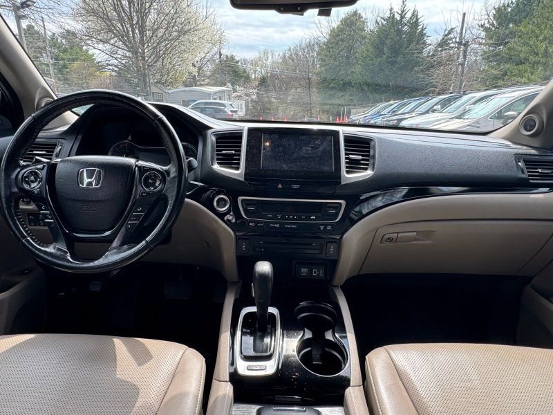 Used 2018 Honda Ridgeline RTL-E image 11