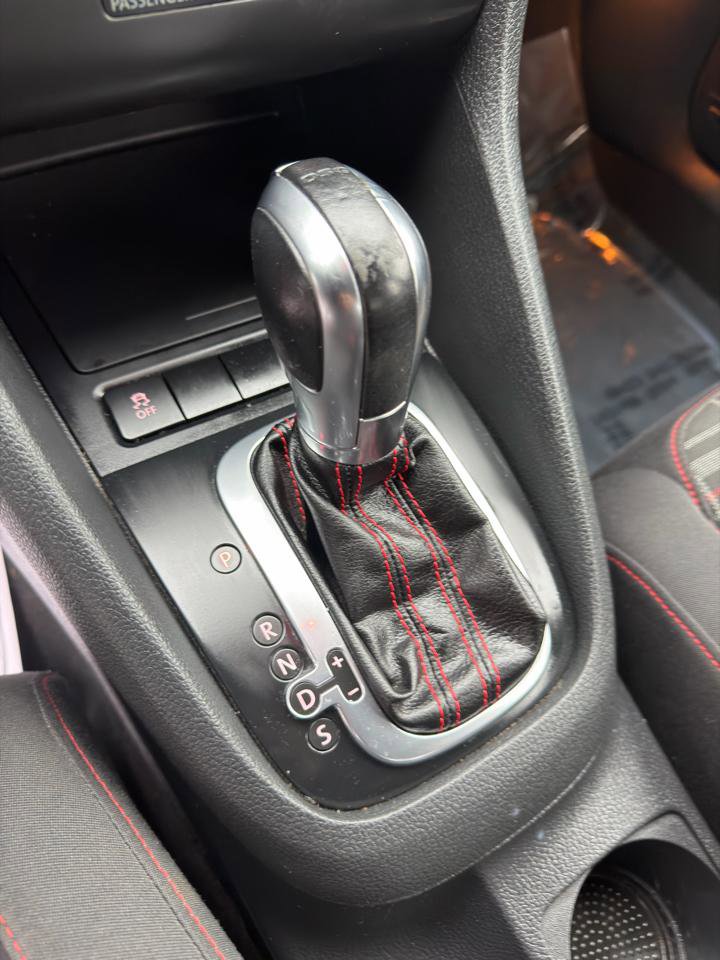 Used 2013 Volkswagen GTI 4-Door FWD image 26