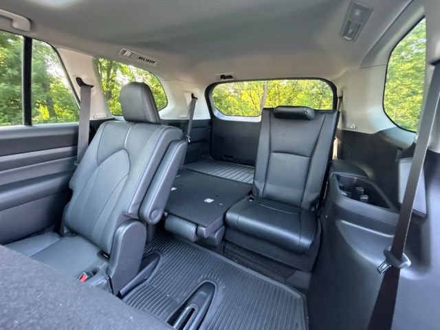 Certified 2025 Toyota Grand Highlander AWD image 36