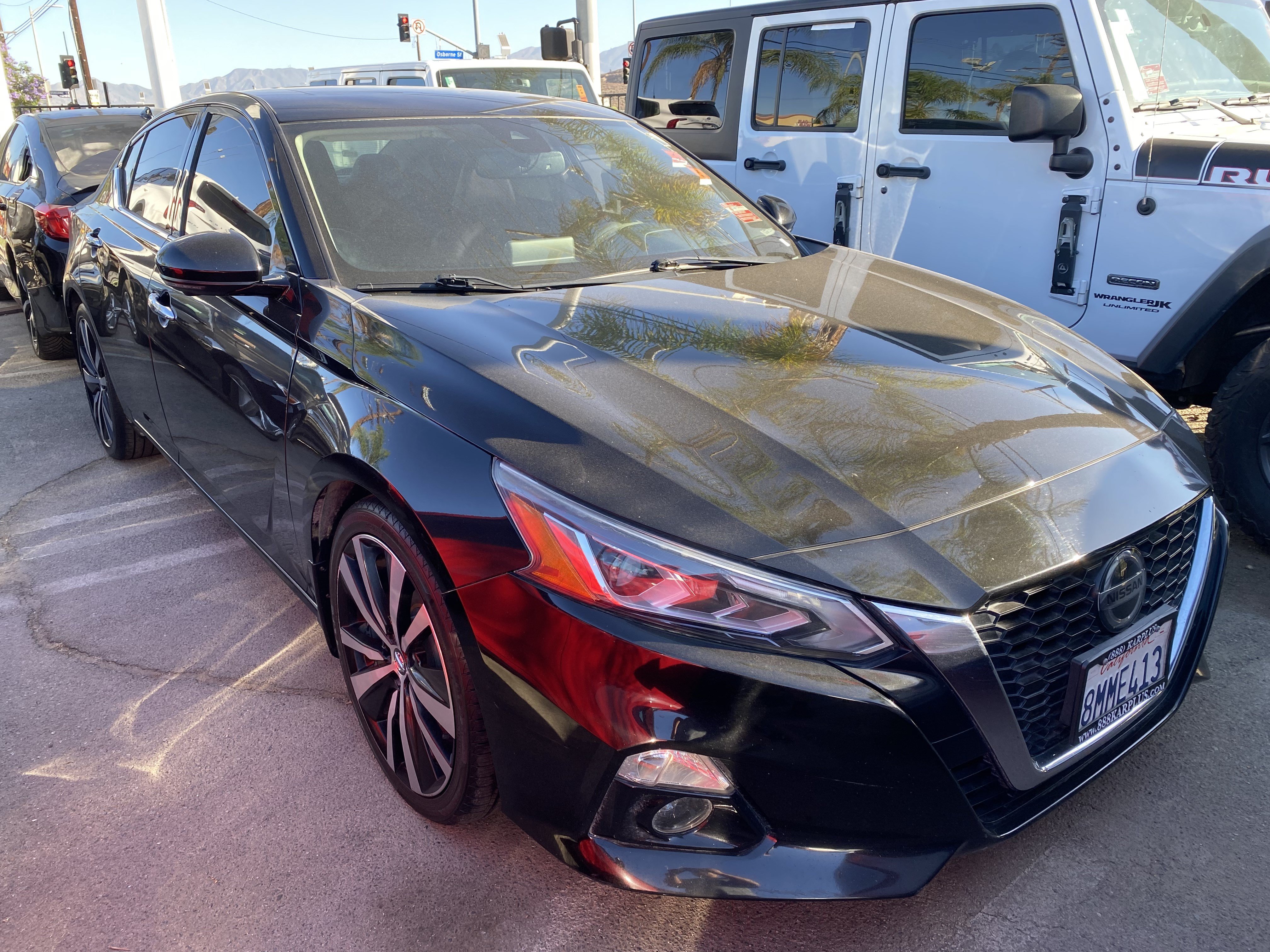 Used 2019 Nissan Altima 2.5 Platinum FWD image 3