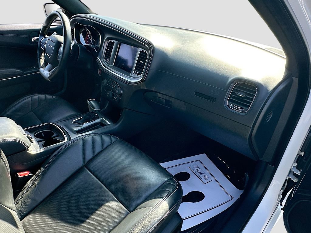 Used 2022 Dodge Charger SRT Hellcat w/ Navigation & Travel Group RWD image 29