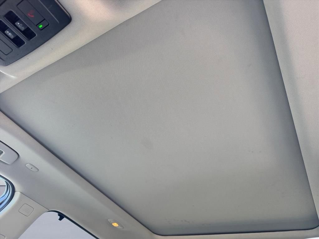 Used 2023 Nissan Rogue SL w/ SL Premium Package image 16