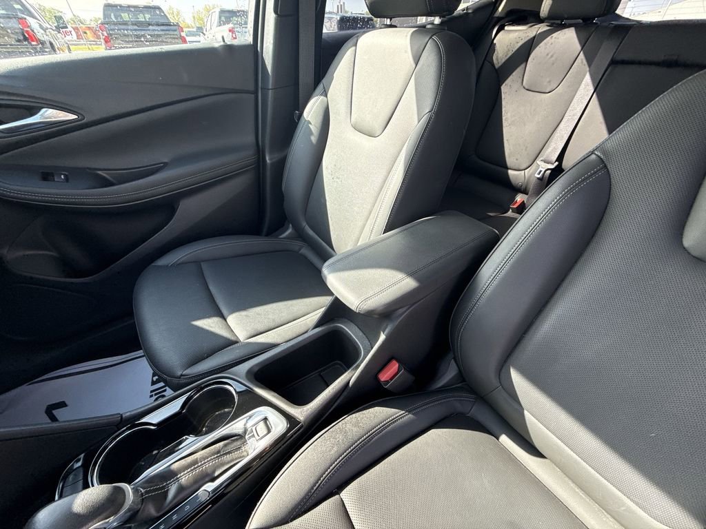 Used 2024 Buick Encore GX Sport Touring w/ Comfort Package FWD image 21
