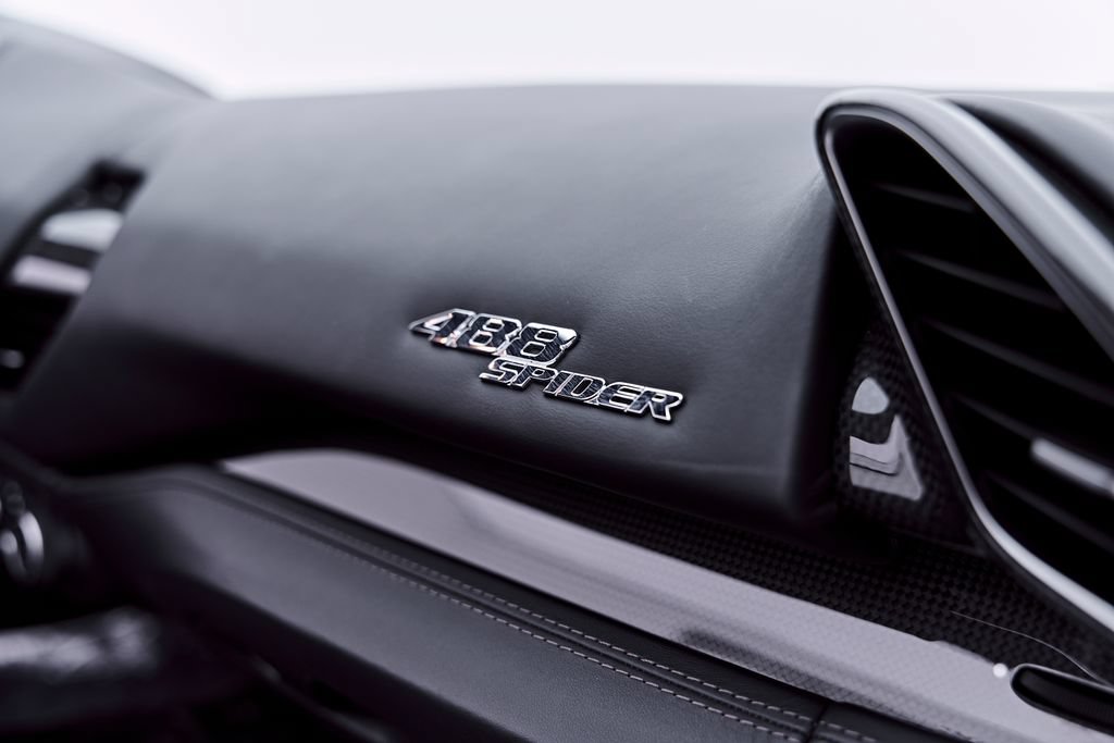 Used 2019 Ferrari 488 Spider RWD image 60