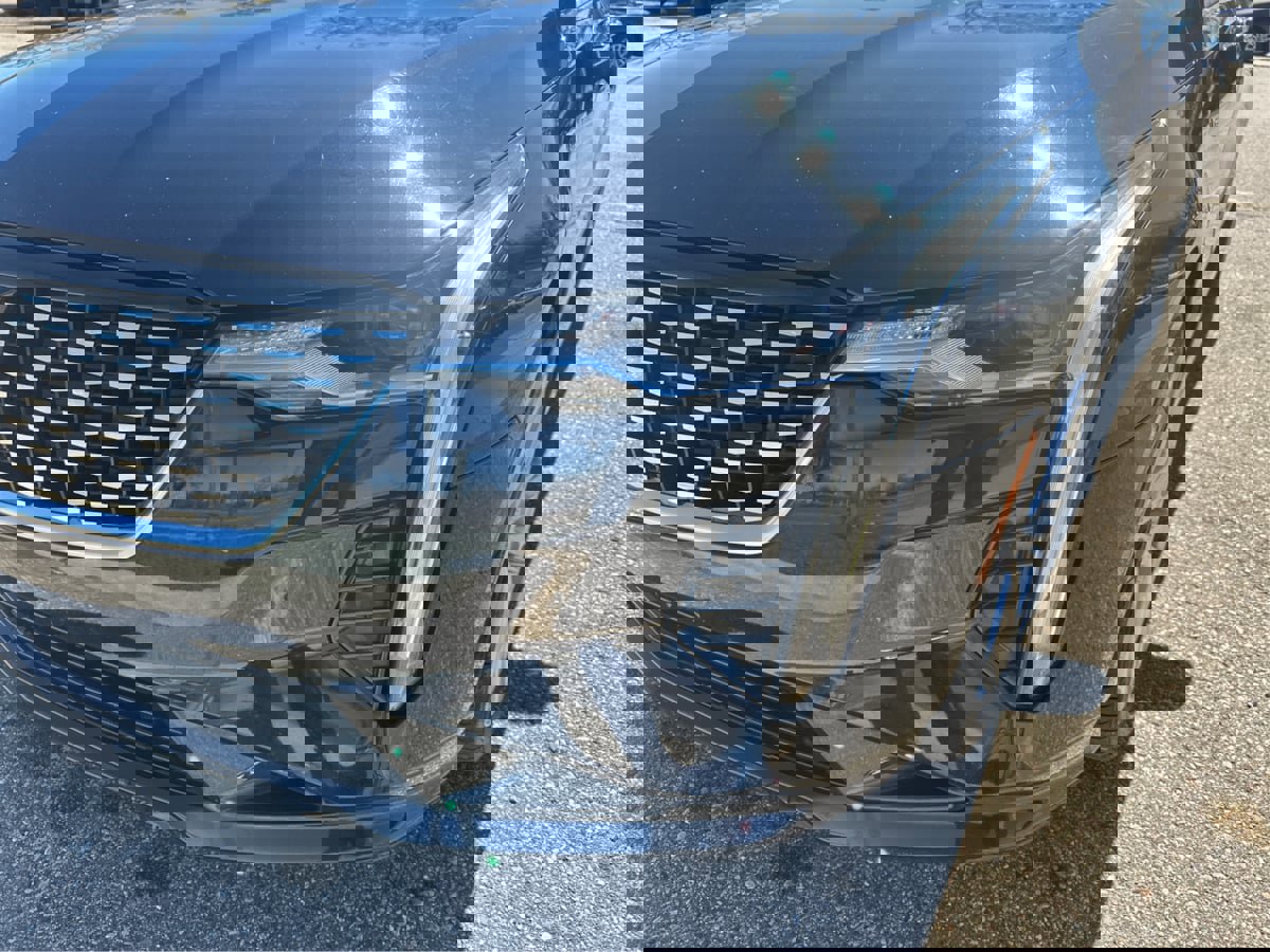 Used 2021 Cadillac CT4 Premium Luxury AWD/4WD image 37