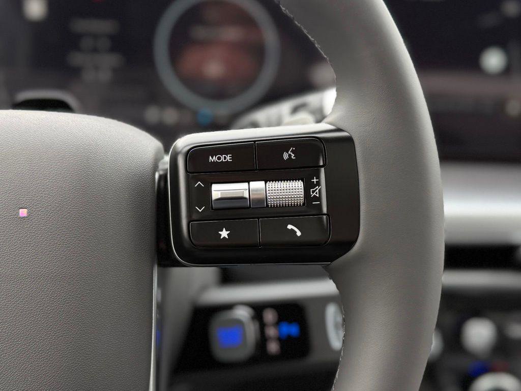 New 2026 Hyundai Ioniq 9 Limited image 25