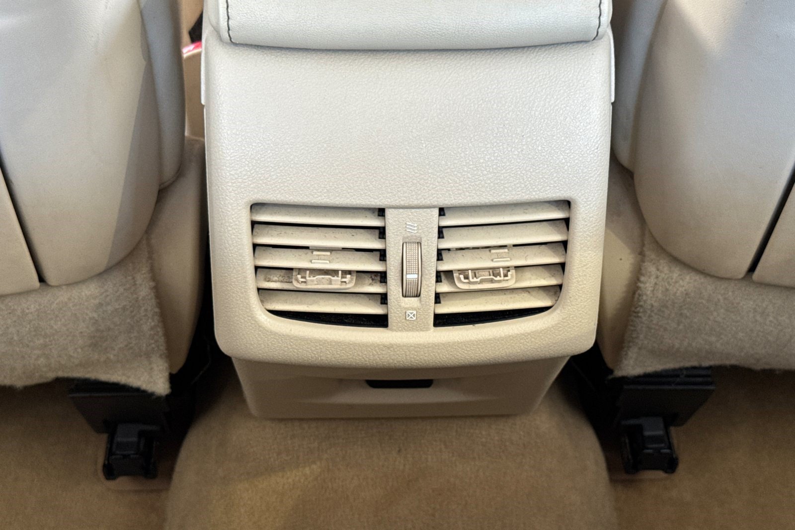 Used 2013 Lexus ES 350 w/ Premium Pkg FWD image 16