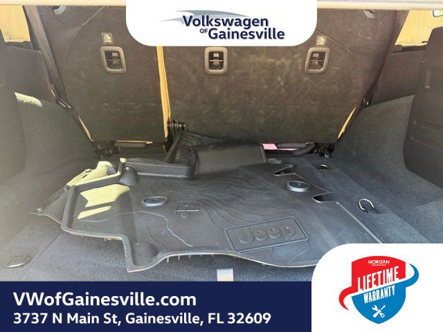 Used 2019 Jeep Wrangler Unlimited Sport S AWD/4WD image 7