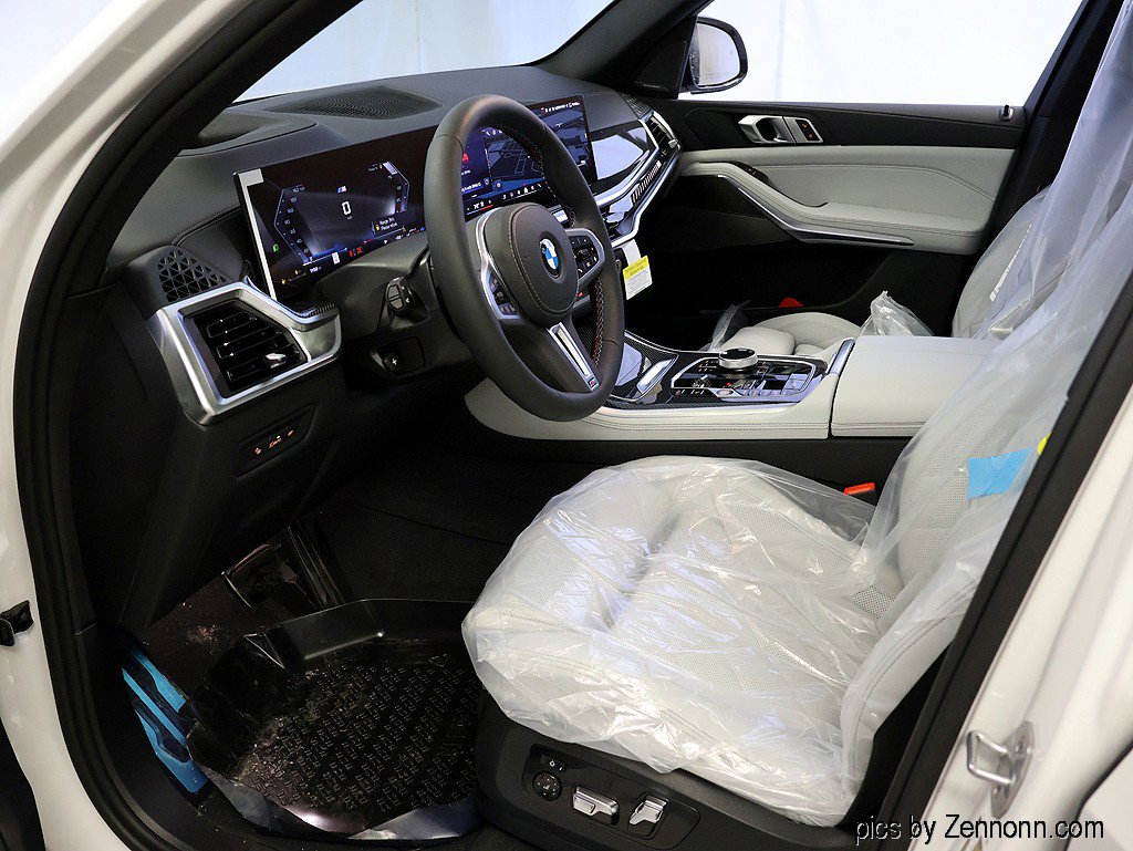 New 2026 BMW X5 M60i w/ Executive Package image 11