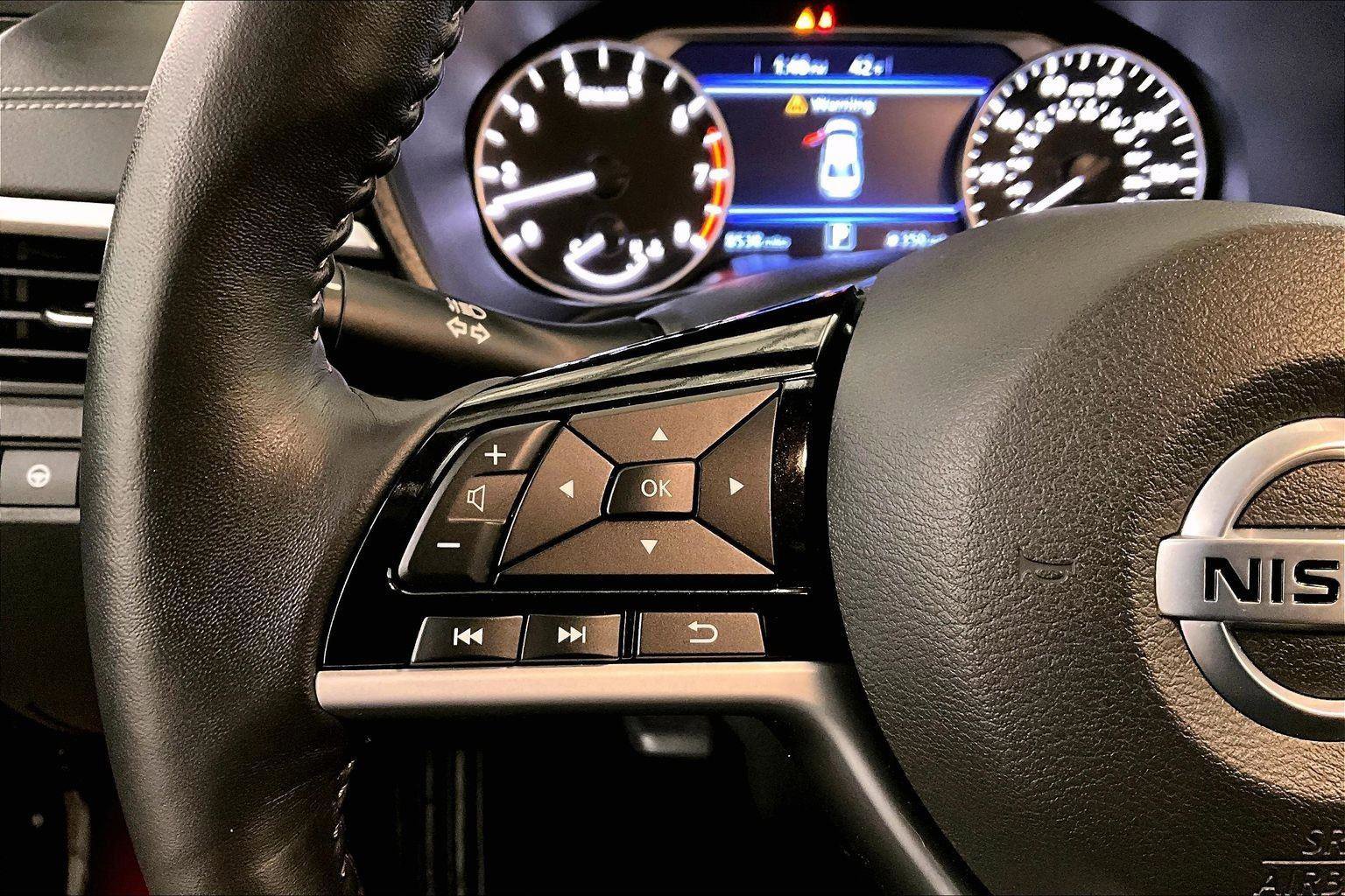 Used 2021 Nissan Altima 2.5 SV w/ SV Premium Package image 17