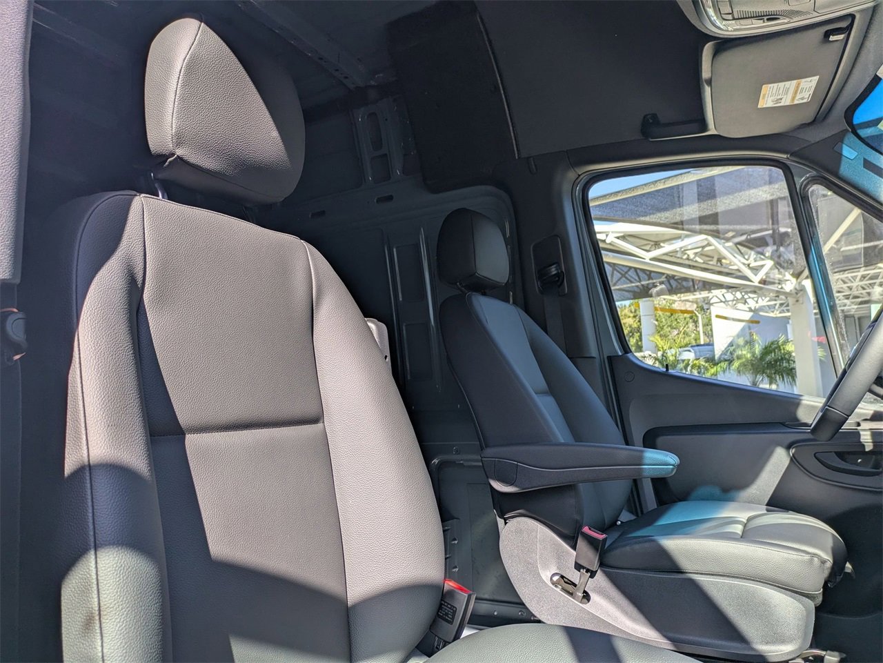 New 2025 Mercedes-Benz Sprinter 2500 image 7