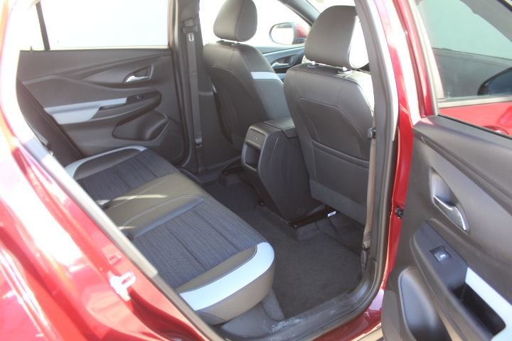 Used 2025 Buick Envista Preferred w/ Convenience II Package FWD image 35