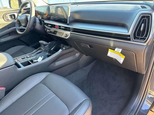 New 2026 Kia Sorento S w/ S Panoramic Sunroof Package FWD image 17