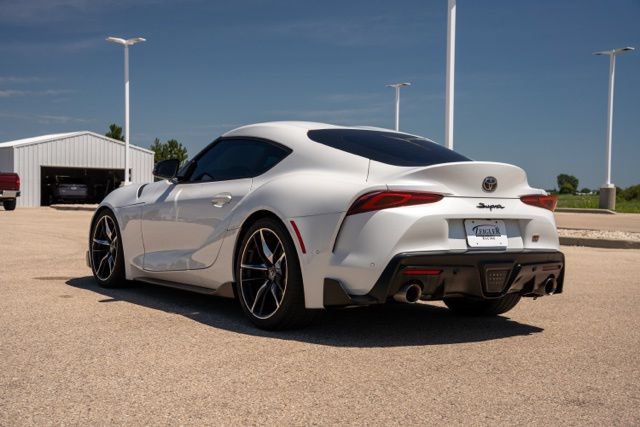 Used 2020 Toyota Supra RWD image 5