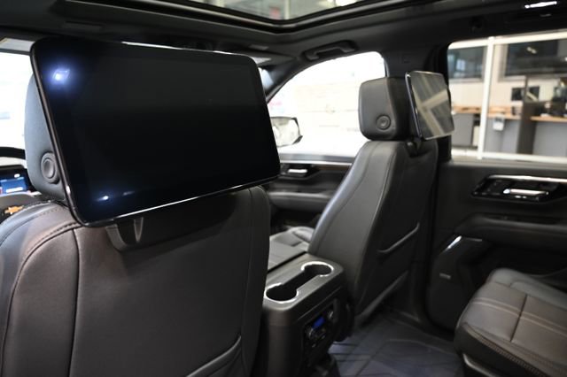 New 2026 Chevrolet Suburban High Country AWD/4WD image 23