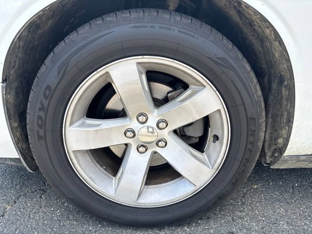 Used 2013 Dodge Challenger SXT RWD image 16