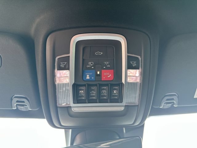 Used 2021 RAM 1500 Laramie AWD/4WD image 40
