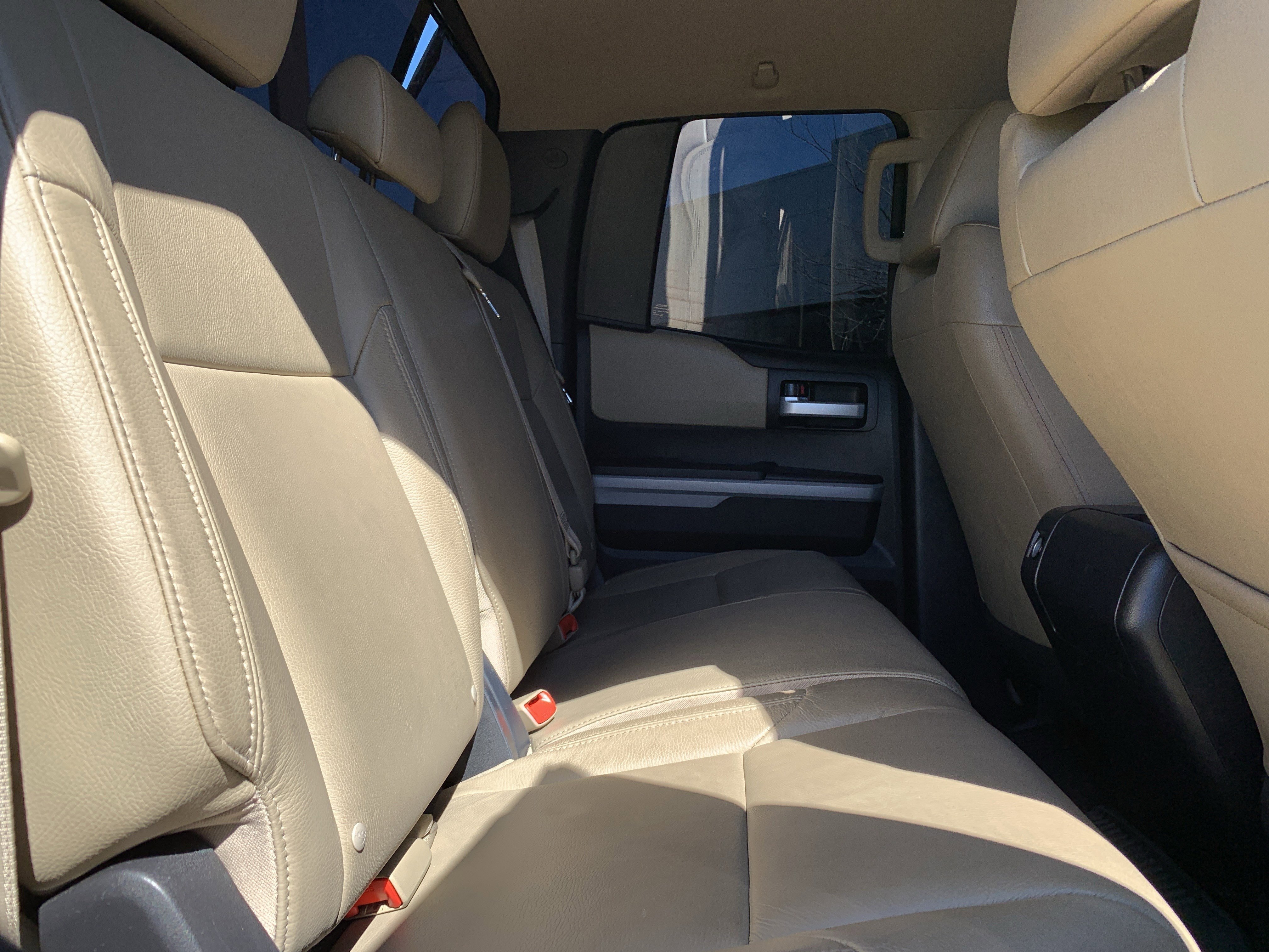 Used 2017 Toyota Tundra Limited w/ Limited Premium Package image 33