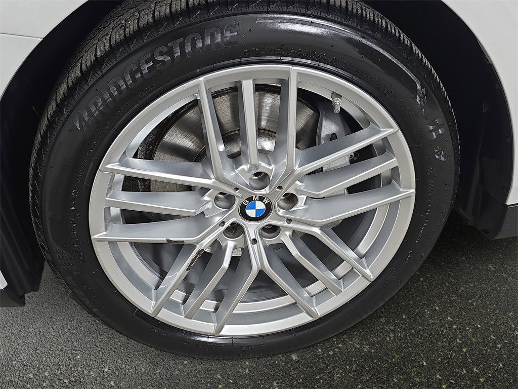 Used 2025 BMW 530i xDrive w/ Premium Package image 37