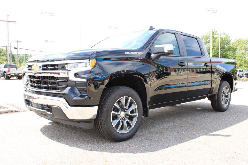 New 2026 Chevrolet Silverado 1500 LT w/ Safety Package AWD/4WD image 12
