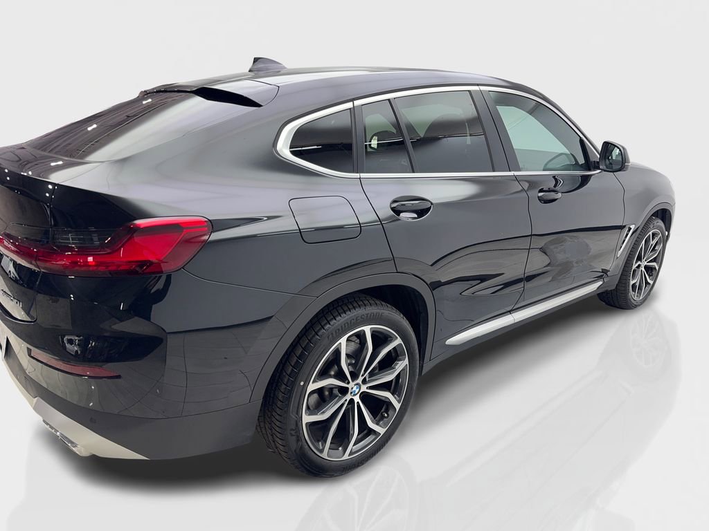 Used 2023 BMW X4 xDrive30i w/ Convenience Package image 13
