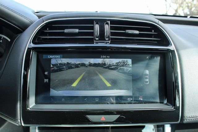 Used 2020 Jaguar XE S image 24