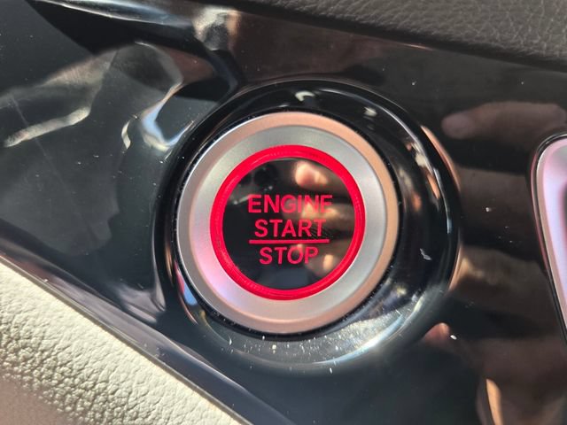 Used 2018 Honda Pilot Touring image 27