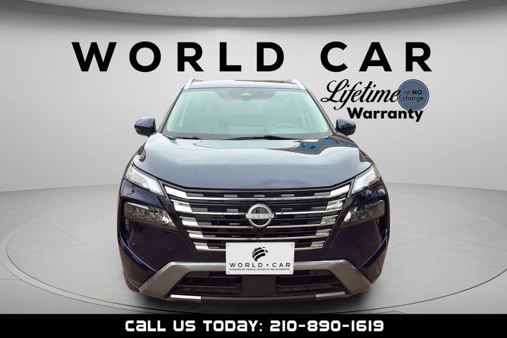 Used 2024 Nissan Rogue SL w/ SL Premium Package image 9