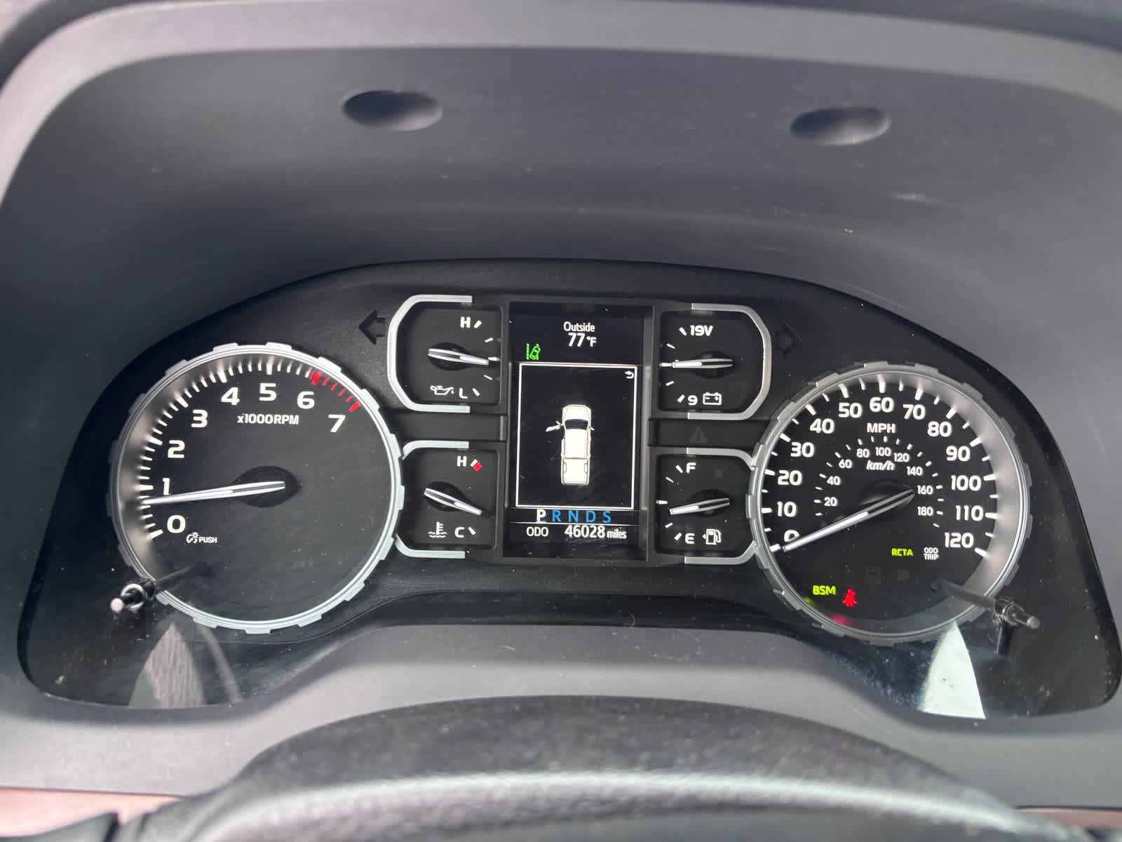 Used 2021 Toyota Tundra Limited w/ Limited Premium Package AWD/4WD image 22
