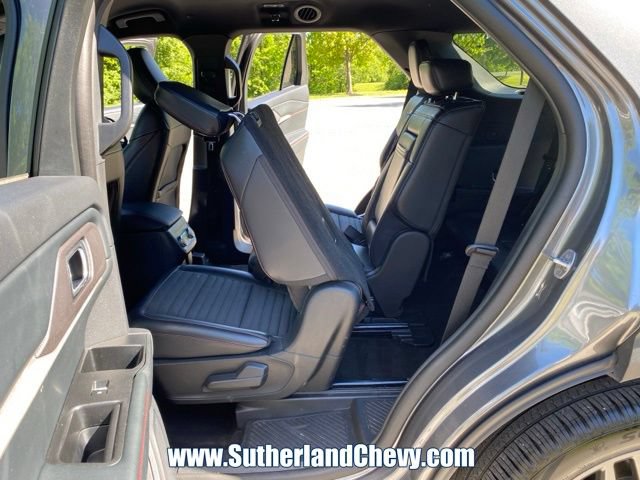 Used 2025 Ford Explorer ST-Line w/ ST-Line Street Pack AWD/4WD image 40