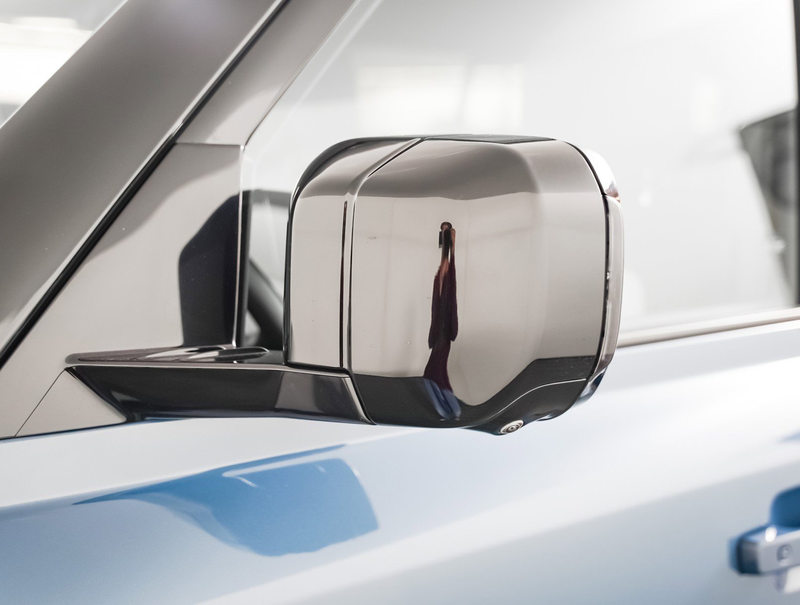 Used 2023 Land Rover Defender 110 X-Dynamic SE image 23