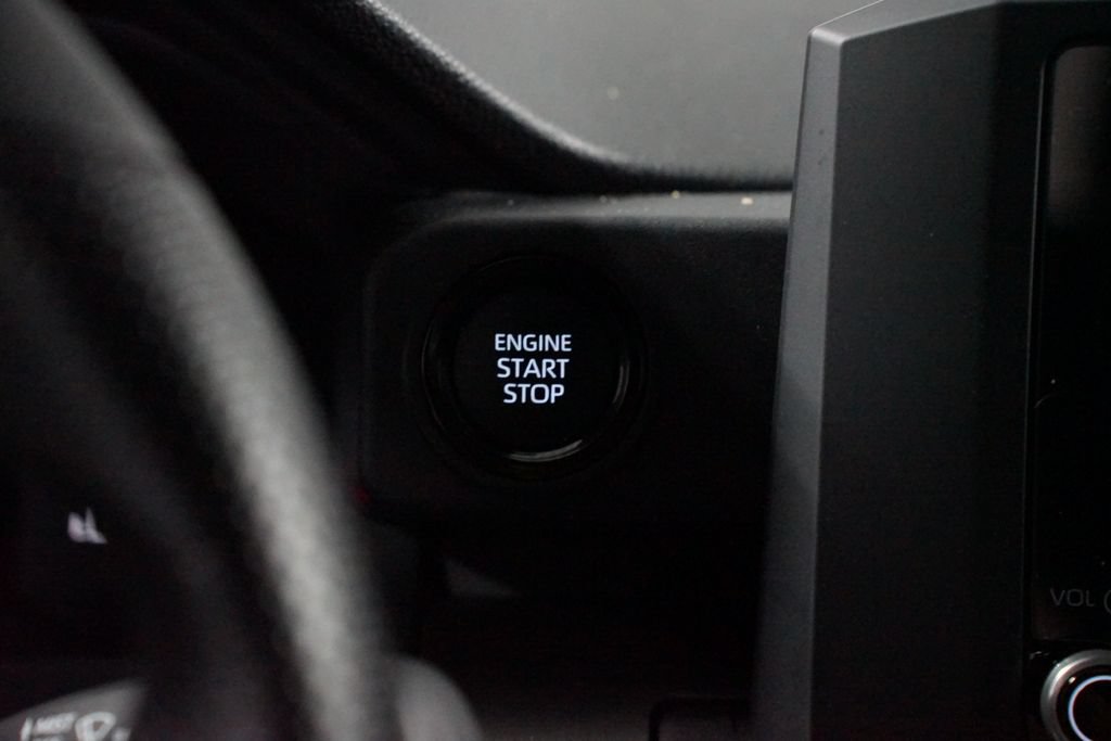 Certified 2026 Toyota Tacoma SR5 RWD image 18