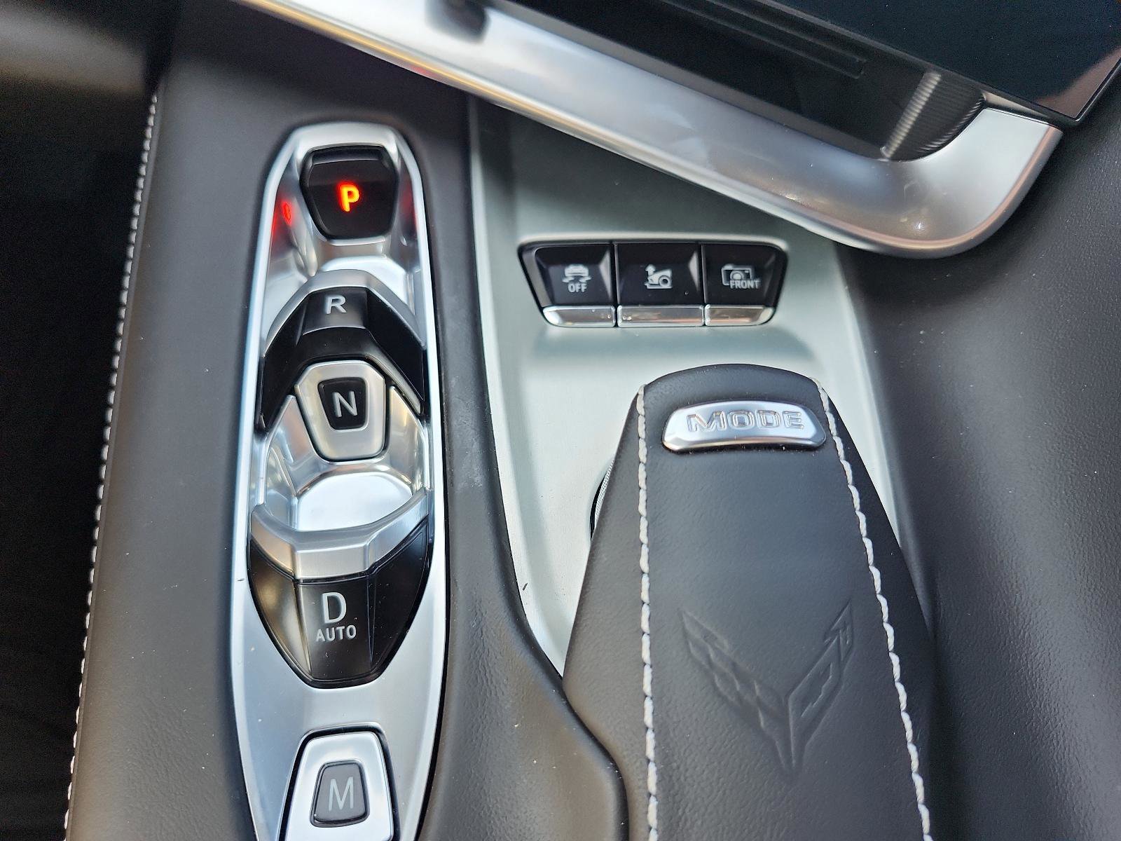 Used 2025 Chevrolet Corvette Stingray Premium Conv w/ Z51 Performance Package image 16