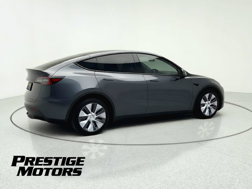 Used 2023 Tesla Model Y Long Range AWD/4WD image 8